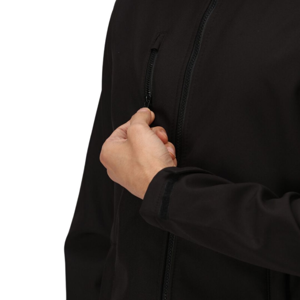 Giacca, Regatta Professional, Venturer, colore nero, Softshell, idrorepellente, traspirante, antivento, con cappuccio