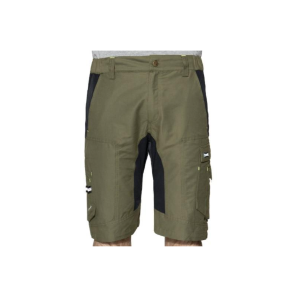 Bermuda prfofessionali realizzati con tessuto tecnico Flexard di colore verde/nero.