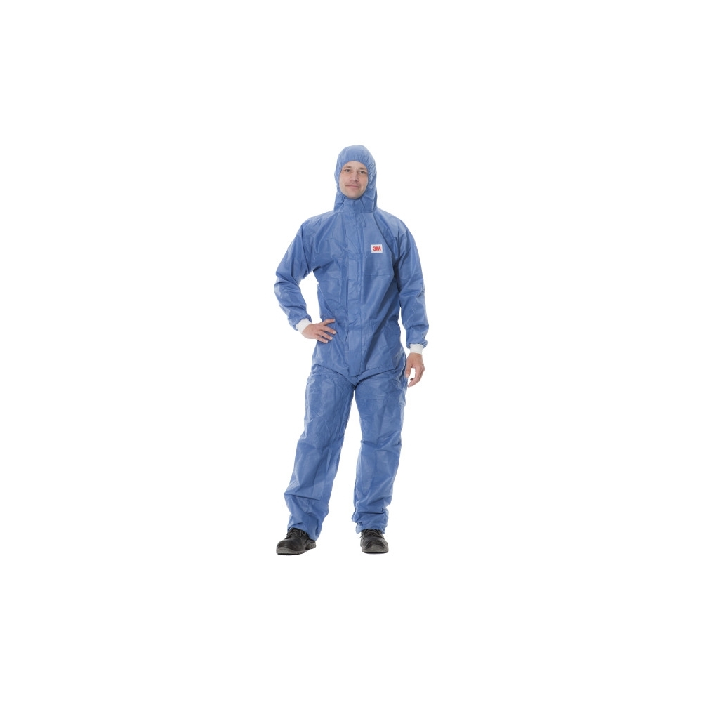 Tuta protettiva monouso 3M, 4530FR, colore blu, con cappuccio, insossata da un operatore