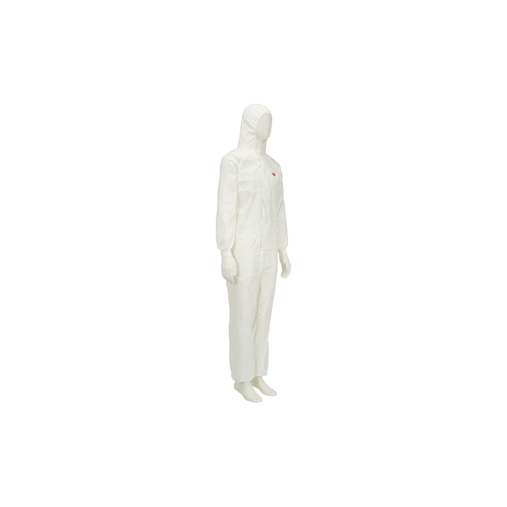 Tuta protettiva monouso 3M, 4545, colore bianco, con cappucccio, indossata da un manichino