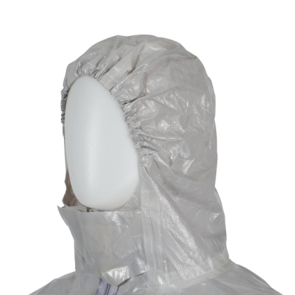 Tuta protettiva monouso 3M, 4570, colore grigio, con cappuccio, indossata da un manichino